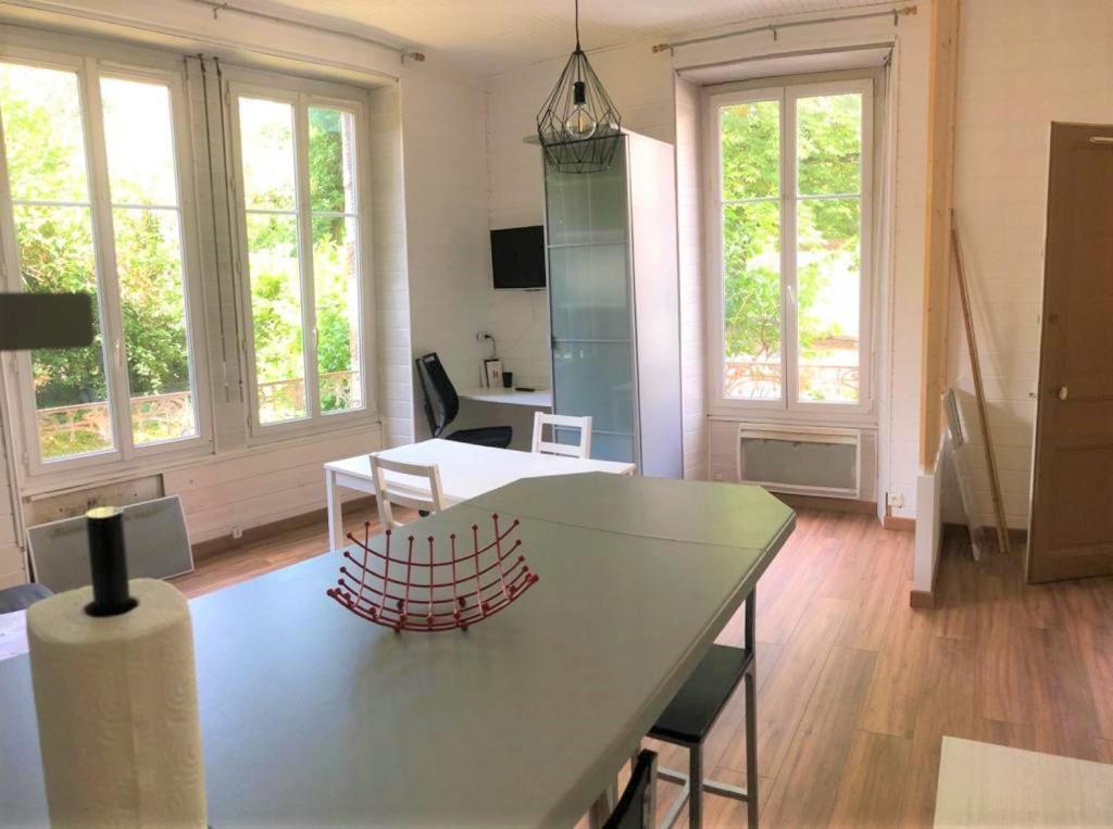 Le Coeur, Studio Central Refait A Neuf, Au Calme Besançon Eksteriør bilde